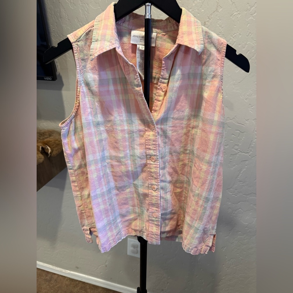Jones New York Pastel Plaid Sleeveless Button-Down Top Cute for Easter